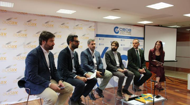 Los empresarios de la provincia de Guadalajara se informan del ahorro energ�tico en una nueva jornada de CEOE-CEPYME Guadalajara 