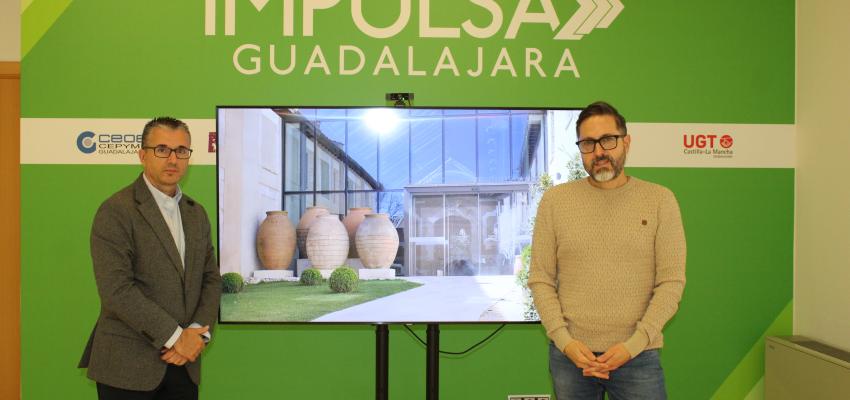 El alcalde de Brihuega destaca los avances del municipio en proyectos destinados a consolidar su crecimiento tur�stico y mejorar los servicios durante su visita a la oficina Impulsa Guadalajara