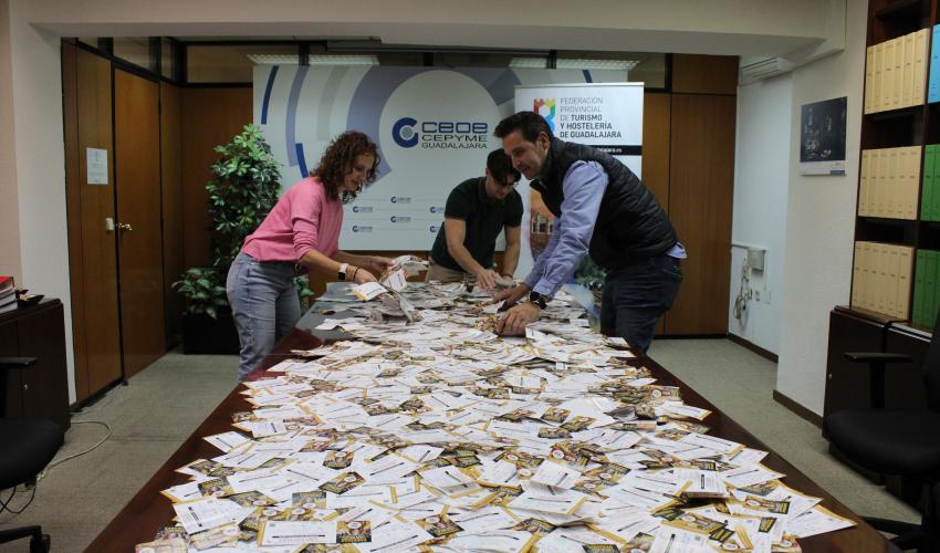 La campa�a Saborear Guadalajara, celebra su �ltimo sorteo de 2025 con 100 cheques de 60 euros para sus clientes