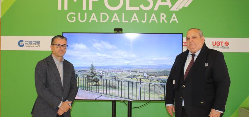 El alcalde de El Casar destaca su crecimiento y calidad de vida como pilares para atraer inversi�n durante su visita a la oficina Impulsa Guadalajara