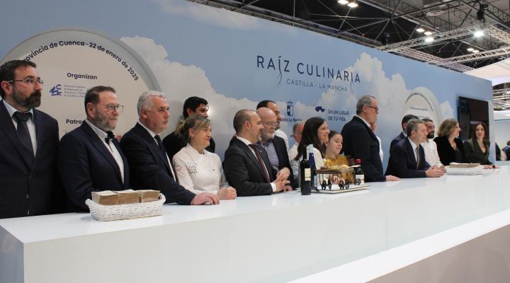 La Federaci�n provincial de Turismo y Hosteler�a de Guadalajara participa en la inauguraci�n de FITUR 2025