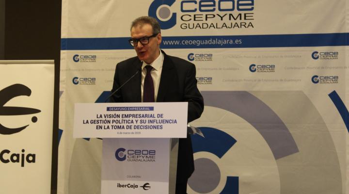 Marcos de Quinto re�ne en un desayuno de CEOE-CEPYME Guadalajara a cerca de 200 empresarios