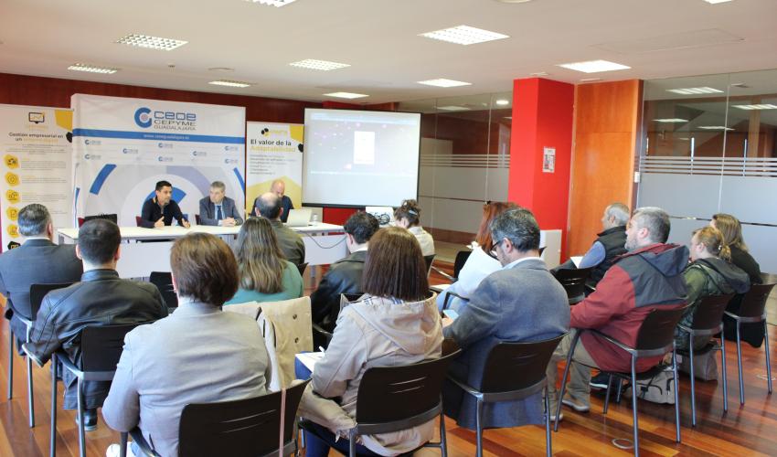 CEOE-CEPYME Guadalajara y Adapta System presentan en las sesiones informativas el programa de registro de la jornada laboral