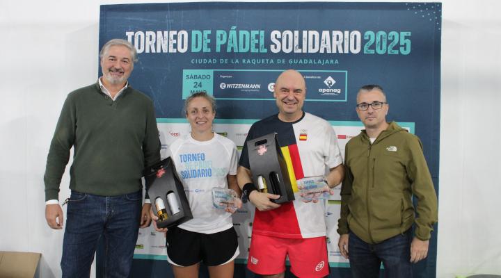 �xito de participaci�n en el torneo de p�del solidario de Witzenmann y CEOE-CEPYME Guadalajara a beneficio de APANAG con 108 deportistas