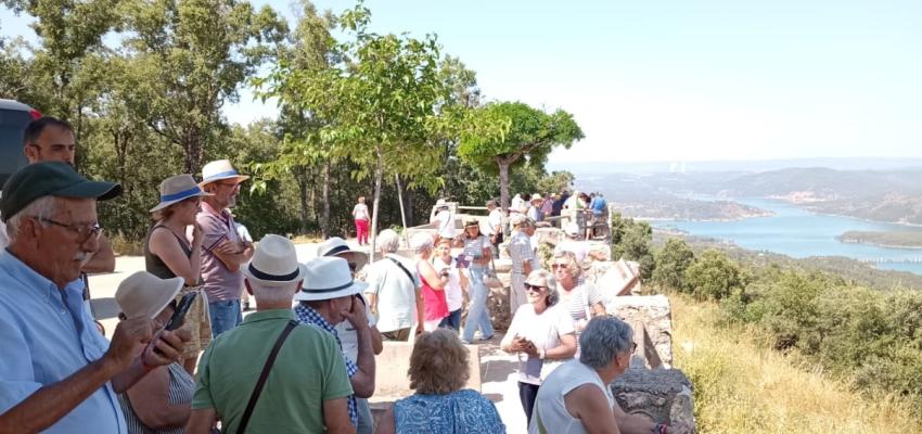 El segundo viaje de Conoce tu Provincia de la Diputaci�n y la Federaci�n provincial de Turismo y Hosteler�a de Guadalajara hace parada en el Mar de Castilla