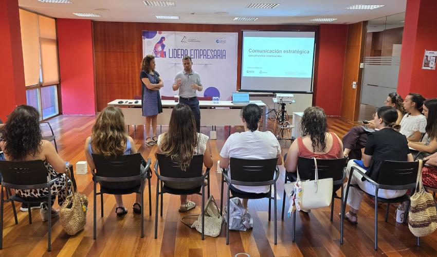 Lidera Empresaria celebra la segunda jornada formativa centrada en la comunicaci�n aplicada al entorno empresarial