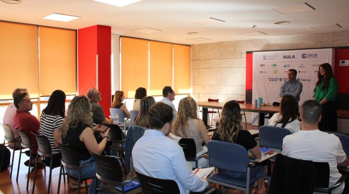 AULA celebra su segundo curso intensivo de oratoria para fortalecer la comunicaci�n empresarial de sus trabajadores