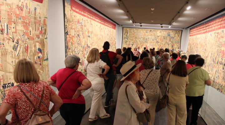 El segundo viaje de Conoce tu Provincia, impulsado por la Diputaci�n y la Federaci�n provincial de Turismo y Hosteler�a de Guadalajara muestra a la Federaci�n de mujeres la Villa Ducal de Pastrana