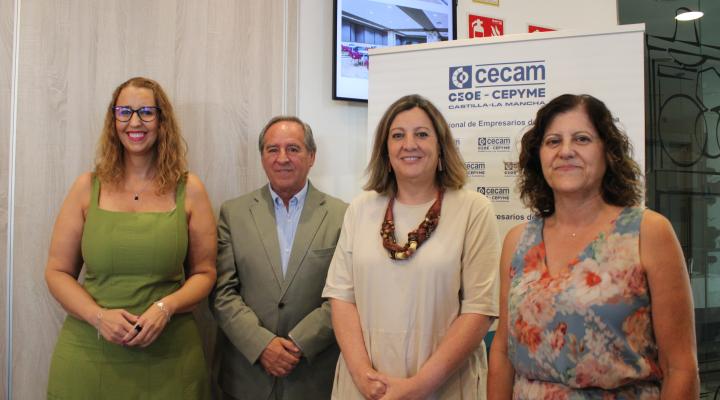 Un centenar de empresarias de la regi�n participan en el IV foro mujeres empresarias de Castilla-La Mancha, organizado por CECAM