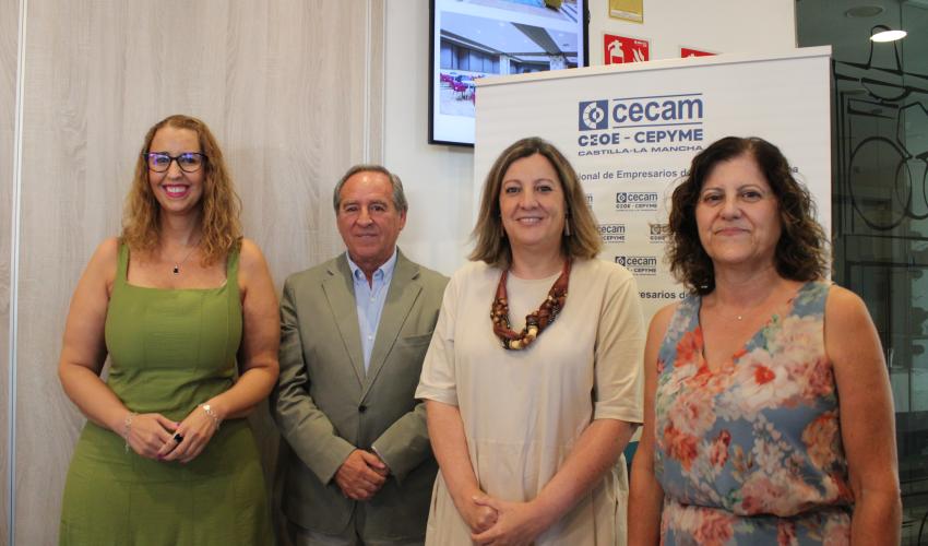 Un centenar de empresarias de la regi�n participan en el IV foro mujeres empresarias de Castilla-La Mancha, organizado por CECAM