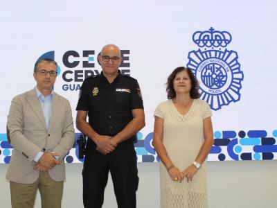 La presidenta de CEOE-CEPYME Guadalajara mantiene una primera reuni�n con el nuevo comisario de la Polic�a Nacional en Guadalajara