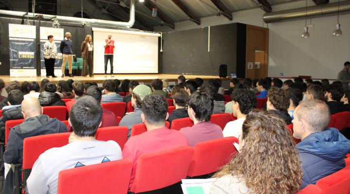 Guadalajara vibra con el cierre triunfal del CIBERGU 2026 organizado por INCIBE de la mano de CEEI Guadalajara: Un broche de oro que consagra a Miguel �ngel Colorado Mar�n y al equipo SAIE como los vencedores del Hackathon en su tercera edici�n