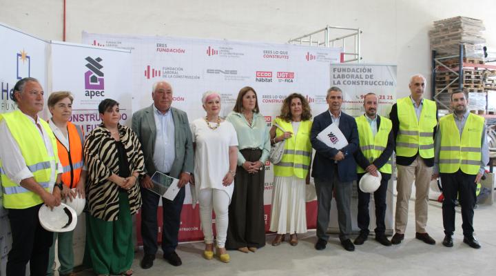 Los agentes implicados en el proyecto construyendo un futuro profesional visitan los cursos de formaci�n