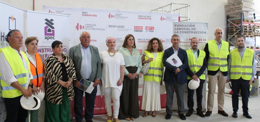 Los agentes implicados en el proyecto construyendo un futuro profesional visitan los cursos de formaci�n