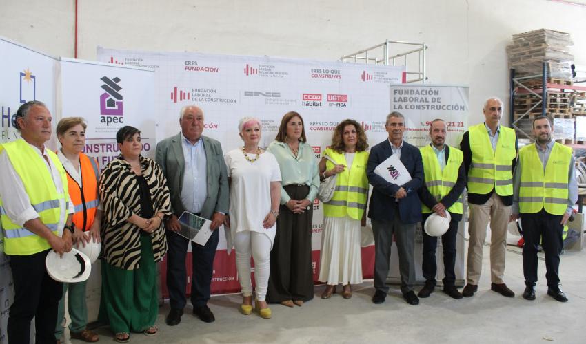 Los agentes implicados en el proyecto construyendo un futuro profesional visitan los cursos de formaci�n