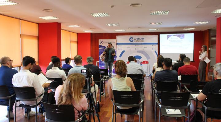 APEDEGU celebra una jornada formativa para analizar el talento, el empleo y la ley del deporte