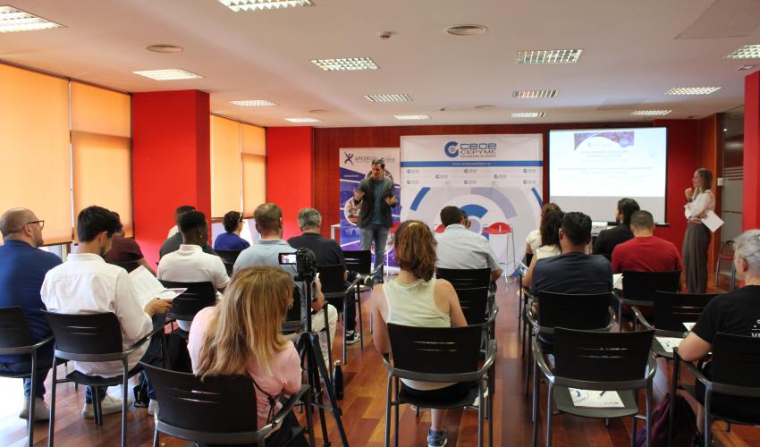 APEDEGU celebra una jornada formativa para analizar el talento, el empleo y la ley del deporte