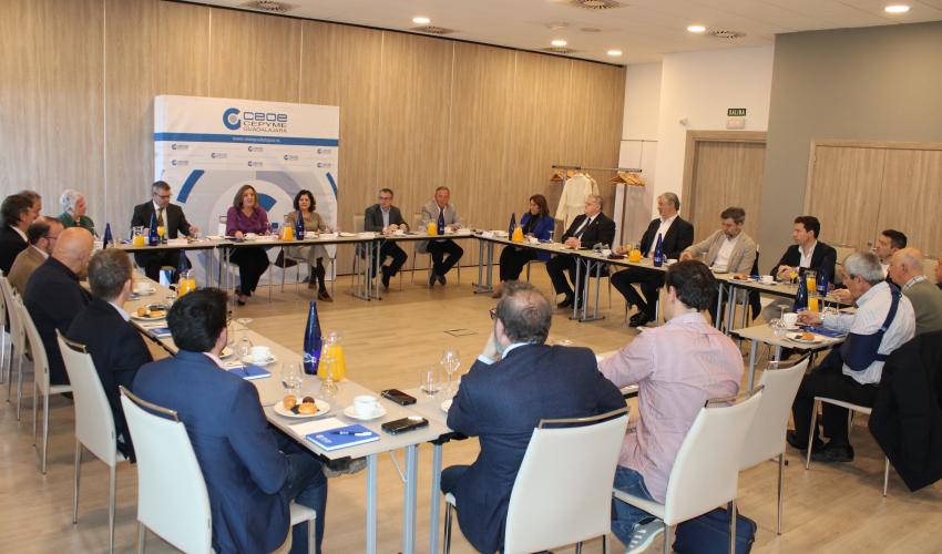 El Comit� de Direcci�n de CEOE-CEPYME Guadalajara se re�ne con la consejera de Econom�a para analizar la situaci�n econ�mica de la provincia