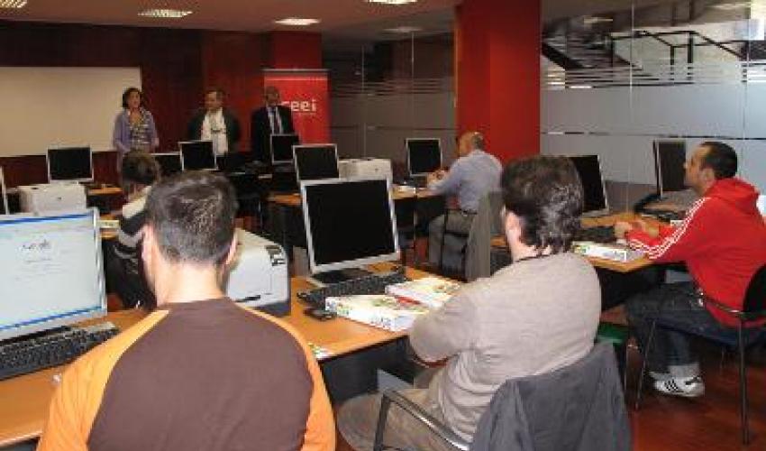 Comienza el curso de consolidaci�n empresarial en el CEEI de Guadalajara