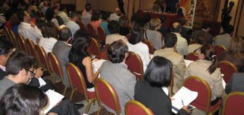 Gran �xito de participaci�n en la jornada informativa sobre la reforma laboral organizada por CEOE