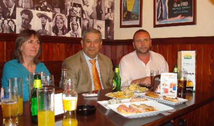 Comienza el fin de semana de 'Compra y Tapea' por Cabanillas