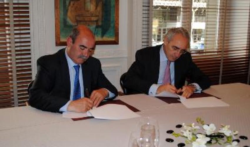 CEOE firma un convenio con el Instituto Internacional Cuatrecasas de Estrategial legal en RRHH