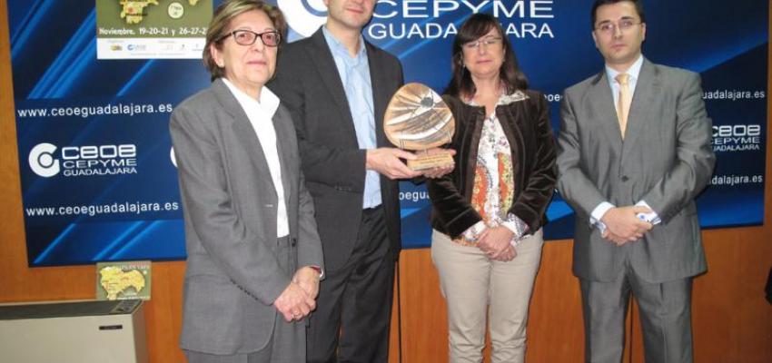 La Federaci�n Provincial de Turismo de Guadalajara entrega el premio a la mejor tapa de la ruta de la tapa al bar-cafeter�a Atrio de Sig�enza