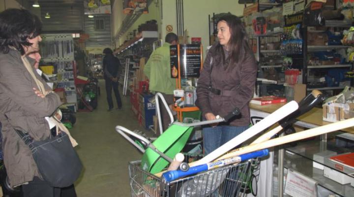 Olga Hern�ndez se gasta los 6.000 euros del doble de navidad en 17 establecimientos