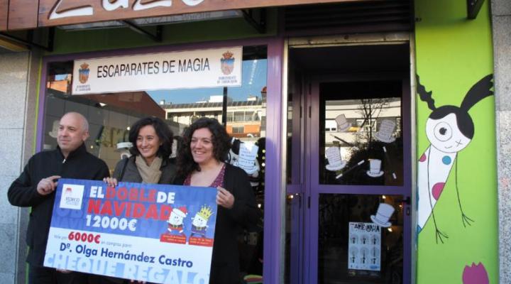 Olga Hern�ndez se gasta los 6.000 euros del doble de navidad en 17 establecimientos