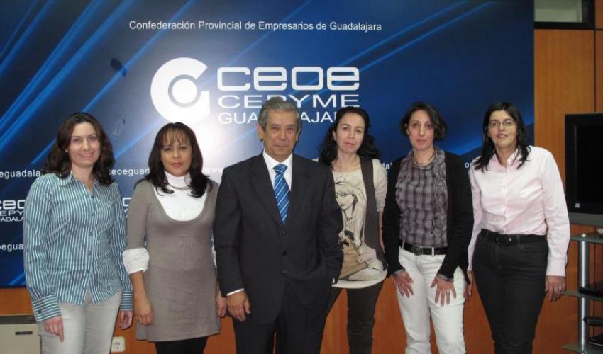 CEOE-CEPYME Guadalajara y 4 cuatro AMPAS de Colegios de la Capital firman un Convenio para facilitar a sus socios la Tarjeta �De Socio a Socio�