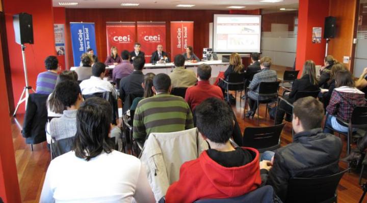 Los equipos ganadores del Business Game reciben sus premios