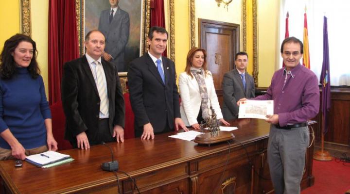 �Miguel �ngel & Isabel�, ganador del Concurso de Escaparates