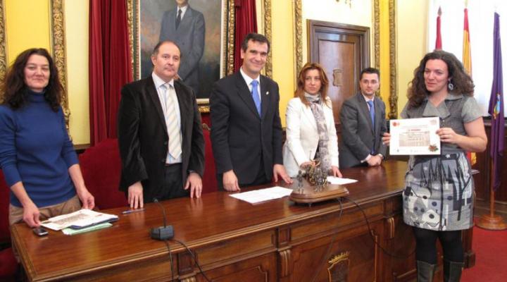 �Miguel �ngel & Isabel�, ganador del Concurso de Escaparates