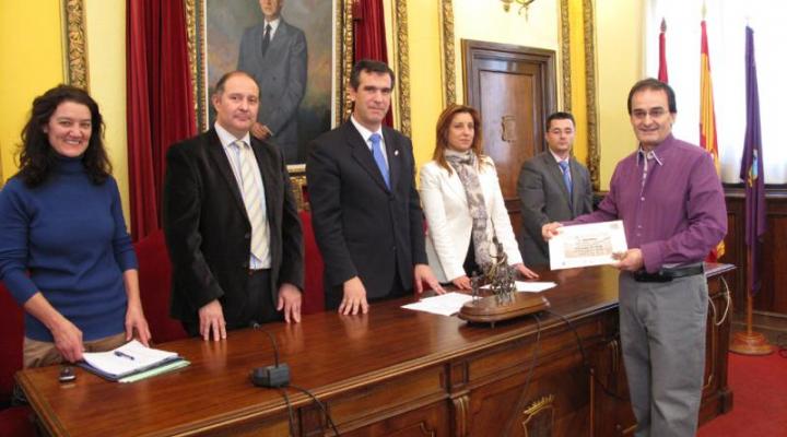 �Miguel �ngel & Isabel�, ganador del Concurso de Escaparates