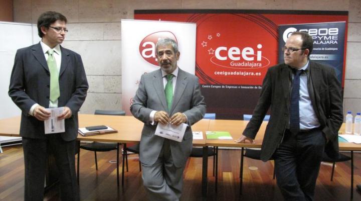 La direcci�n de proyectos, segundo seminario del ciclo Iniciat-e
