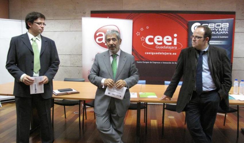 La direcci�n de proyectos, segundo seminario del ciclo Iniciat-e