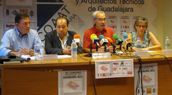 Un reloj de sol es el dise�o elegido para el XIV Concurso de Provincial de Alba�iler�a 