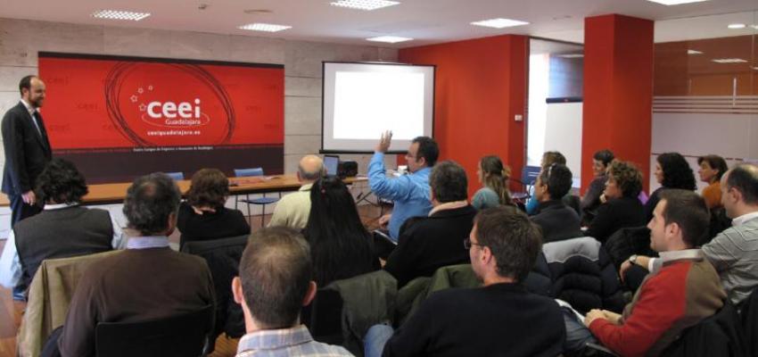 C�mo elaborar un plan de marketing da comienzo al ciclo de c�psulas de conocimiento