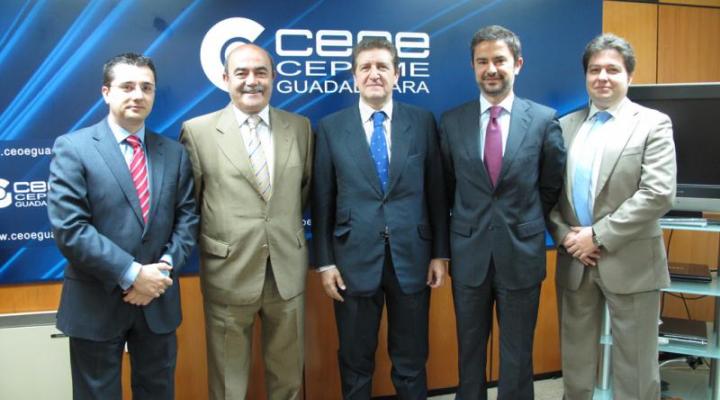 CEOE-CEPYME Guadalajara y el BBVA firman un convenio de colaboraci�n