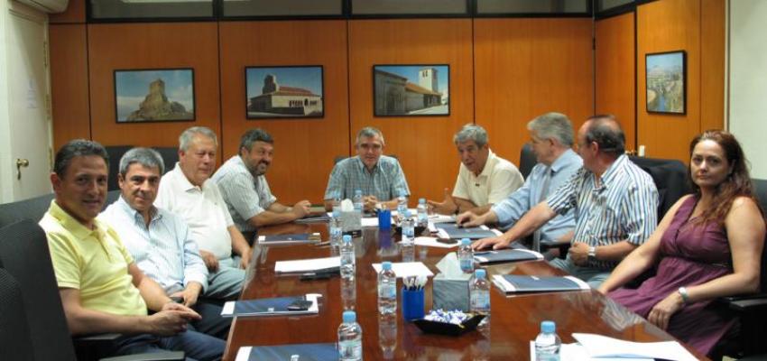 La comisi�n de Infraestructuras de CEOE-CEPYME Guadalajara se re�ne para analizar el estado del corredor ferroviario de la zona central