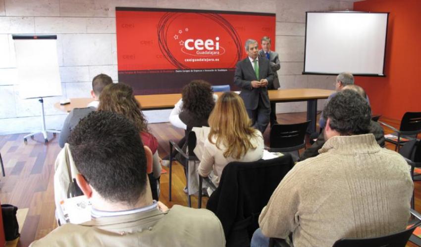 Las c�psulas de conocimiento del CEEI de Guadalajara ense�an a elegir la forma jur�dica m�s adecuada para cada tipo de proyecto