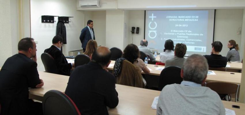 Los empresarios metal�rgicos se informan de las �ltimas novedades legislativas