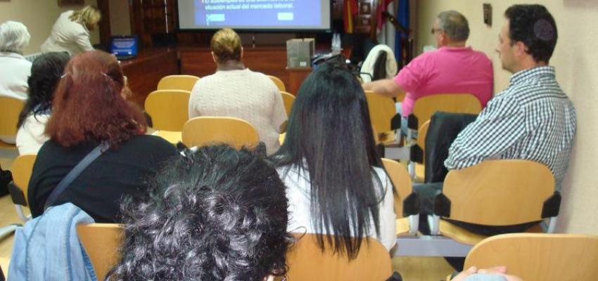 Los t�cnicos del CEEI de Guadalajara en colaboraci�n con CEOE-CEPYME Guadalajara informan de c�mo montar tu propia empresa