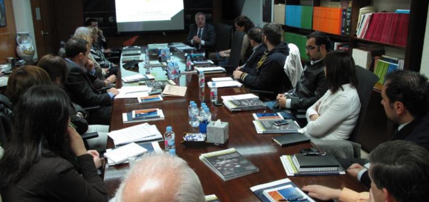 Los directores de recursos humanos se re�nen para analizar la reforma laboral