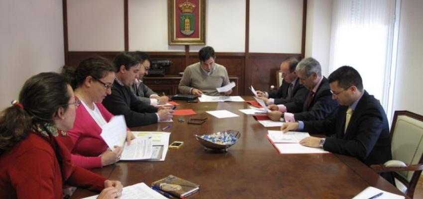 CEOE-CEPYME Guadalajara se re�ne con el alcalde de Cabanillas