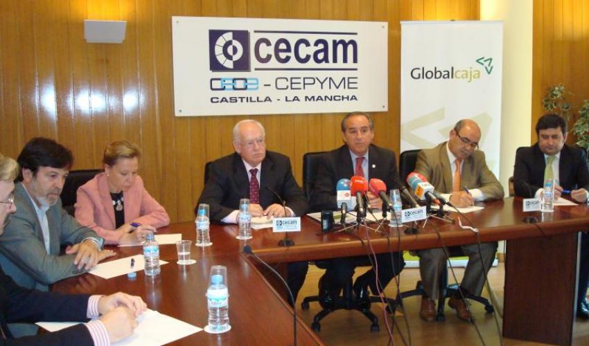 CECAM firma un convenio de colaboraci�n en materia financiera con Globalcaja