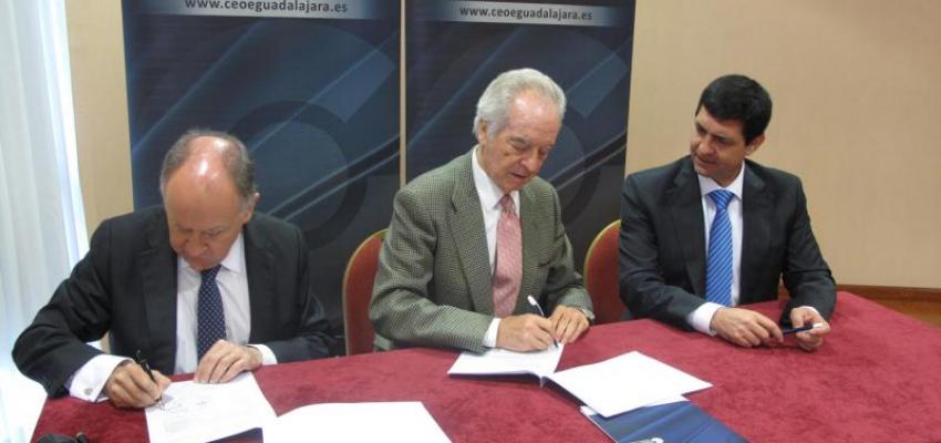 CEOE-CEPYME Guadalajara firma un convenio de colaboraci�n con Ruiz-Ayucar 
