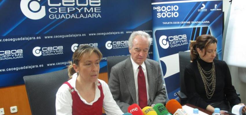 CEOE-CEPYME Guadalajara presenta la sexta edici�n de la gu�a de empresas de socio a socio 