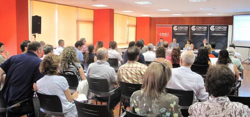 Los empresarios alcarre�os  se informan c�mo ser proveedor de la junta de comunidades