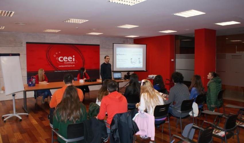 Nuevo seminario para impulsar el emprendidurismo